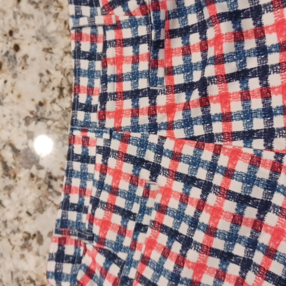 Crack wheat women's sz 6 shorts missing button - Picture 4 of 5